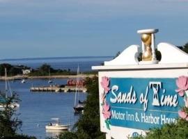 Sands Of Time Motor Inn & Harbor House, motell sihtkohas Woods Hole