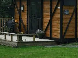 Pen-Rhos luxury glamping "Cuckoo's Nest"