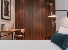 Room Mate Helen Berger Boutique, place to stay in Valencia