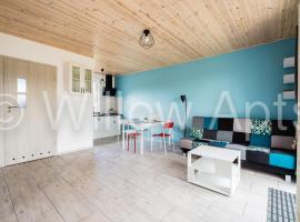 Willow Apts – hotel w mieście Junoszyno