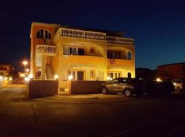 Apartmani Por, hotel in Vir