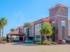 La Quinta by Wyndham Winnie, hotel v destinaci Winnie