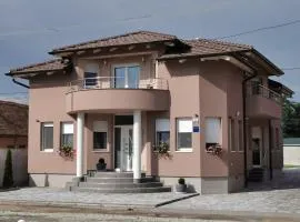 Apartman Božur ****