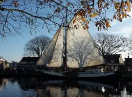 Zeilschip De Vrouw Dina