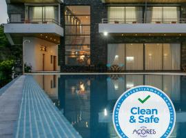 São Vicente Lodge - Panoramic Retreat, holiday home in Capelas