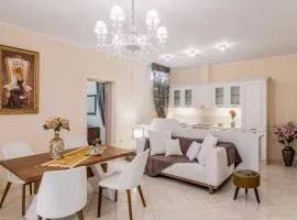 Faidra Luxury Apartment