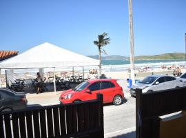 Apartamento Praia do Peró、カボ・フリオのホテル