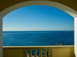 B&B The Sun 'tis, B&B di Castro di Lecce