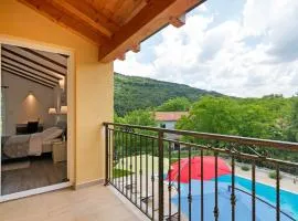 Quaint Holiday Home near Buzet with Terrace