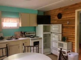 Forest & Lake PEI Cottages, holiday park in Murray Harbour