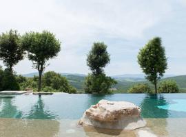 Casa Il Corbezzolo in Borgo storico, apartment in Gambassi Terme