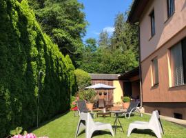 Haus Graf Velden, hotel di Velden am Worthersee