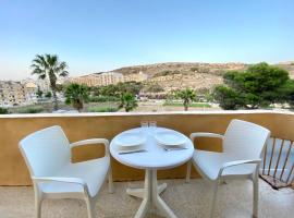 Gozo Belle Mare Apartments, hotel a Marsalforn