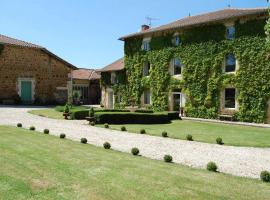 Le Manoir, hotel v destinaci Cherves-Châtelars