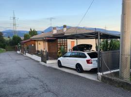 Casa Anna, hotel a Caprino Veronese