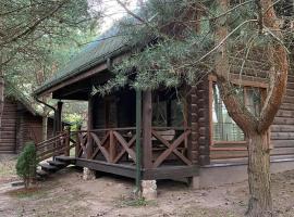 &Scaron;eimyninis namelis nr.1 โรงแรมที่มีสนามกอล์ฟในKurėnai