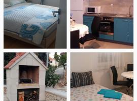 Apartman Dalmatino, hotel na praia em Sutivan