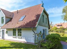 Ferienhaussiedlung Strandperlen Sanddornhof 3a (Typ VIII), hotel en Wustrow