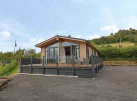 Ash Lodge, holiday home in Llanidloes