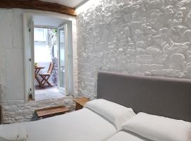 Pensión con Encanto San Martiño Pinario