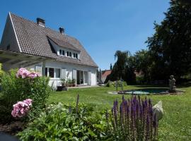 Haus Hirt - Idyllisch wohnen zwischen Augsburg und München، فندق في Klosterlechfeld