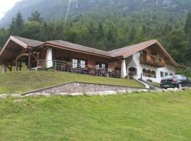 Bar Ristorante Affittacamere Passo Durone, hotel with parking in Coltura