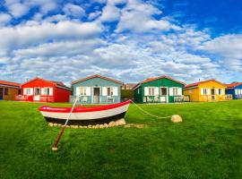 Cabanas de Vendaval, glamping site in Malpica