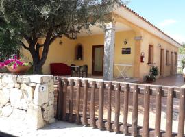 Affittacamere b&b Il FIORE, guest house in Posada