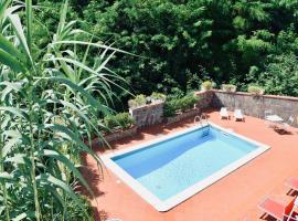 Campinola Holiday Home PRIVATE POOL: Tramonti'de bir havuzlu otel