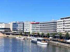 Hotel Stadt Hamburg am Fluss Saarbrücken: Saarbrücken, Saarbrucken Havaalanı - SCN yakınında bir otel