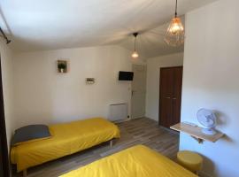 La Cigogne, villa in Éclaron