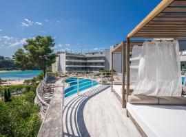 ARTIEM Audax - Adults Only, accessible hotel in Cala Galdana