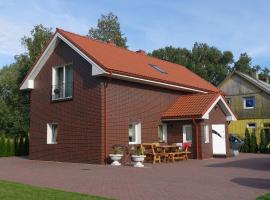 Namas Almadojus, villa in Dreverna