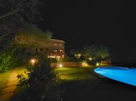 Sole&Luna Apartments, leilighetshotell i Porto Rotondo