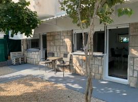 Studio apartman Miko, hotel em Imotski