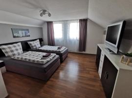 M&M Apartments, hotel with parking in Augustdorf