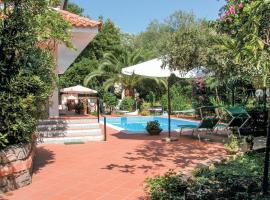 ARS MEDITERRANEA, hotel Scarióban