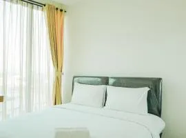 Wonderful Studio Apartment at Tree Park City BSD By Travelio