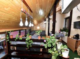 CASA TUDOR, hotel v destinaci Buşteni