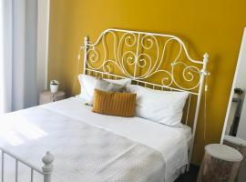 Matinee Rooms, hotell sihtkohas Mattinata