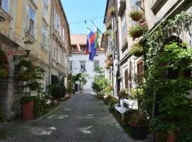 Codelli Deluxe City Centre Apartments