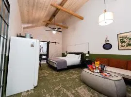 4 stars hotel in Lubbock