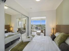 Hinterland Luxury - 1 Bedroom Hinterland View Apt, hotel in Ettalong Beach