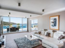 Penthouse 707 - 4 Bedroom Oceanview Penthouse, hotel en Ettalong Beach