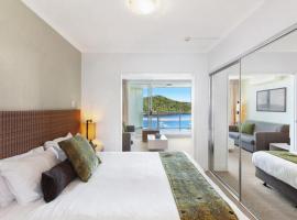 Ocean Panorama - 1 Bedroom Oceanview Apt, cottage in Ettalong Beach