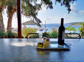 Shipwreck, hotel in Agios Nikolaos