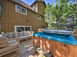 Mountain Haven with Hot Tub, Game Room, and Treehouse!