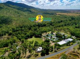 Dittmer에 위치한 반려동물 동반 가능 호텔 Lions Camp Kanga