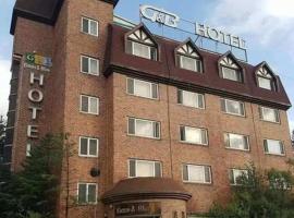 Green and Blue Hotel: Pyeongchang şehrinde bir motel