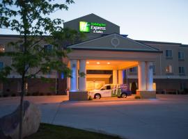 Holiday Inn Express & Suites Northwood by IHG, ξενοδοχείο με σπα σε Northwood